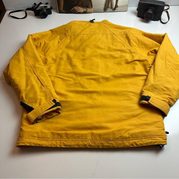 Abercrombie & Fitch Yellow Performance Jacket Weather-Resistant - Picture 6 of 9